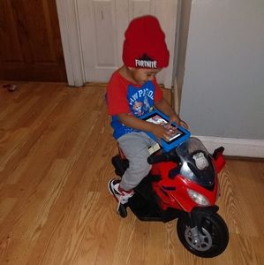 Meet your Posher, Manuel